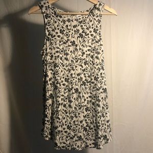 Old Navy floral print tank